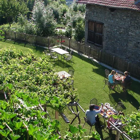 Grand Saint Bernard Bed & Breakfast 3*