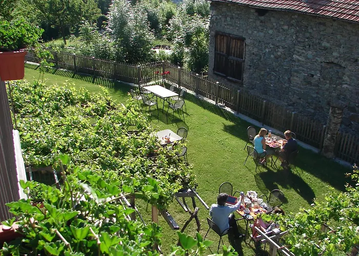 Grand Saint Bernard Bed & Breakfast 3*